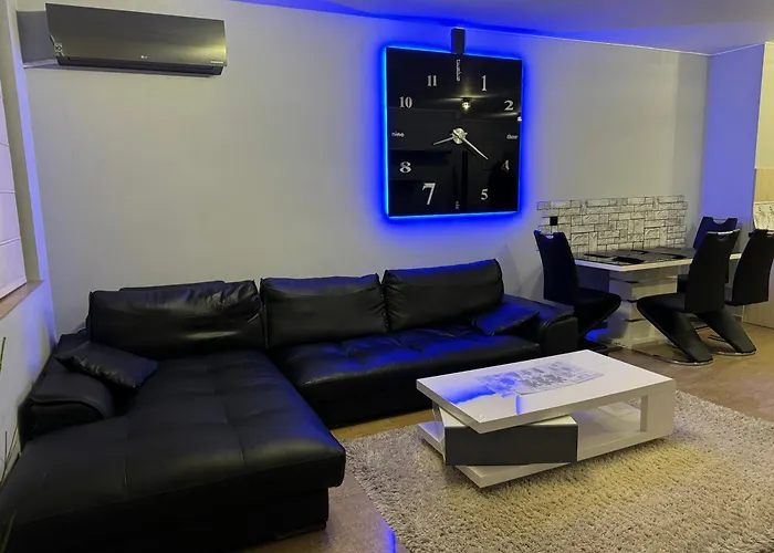 Tres Palmas Апартамент София